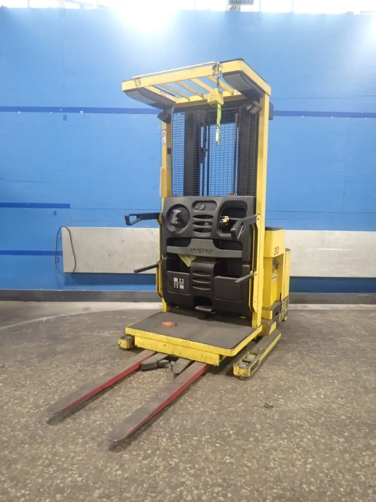 Hyster 3000# R30xms Electric Order Picker - R30xms