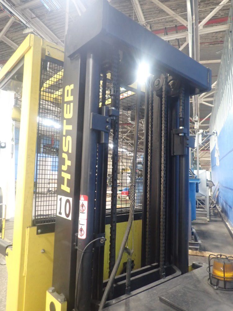 Hyster 3000# R30xms Electric Order Picker - R30xms