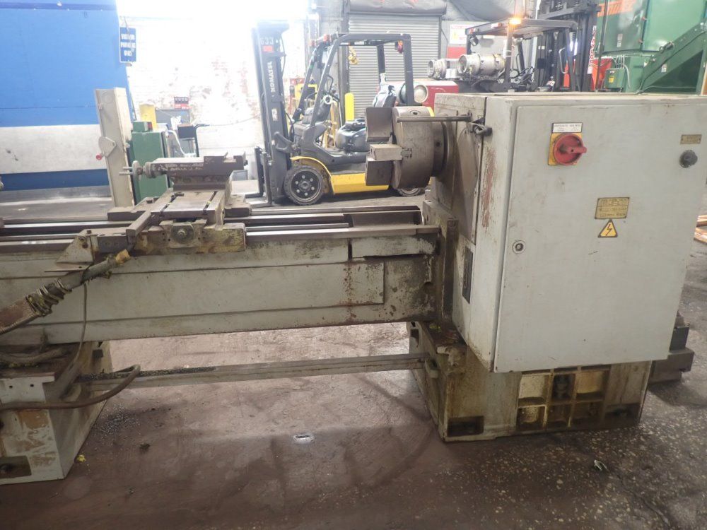 Tarnow 23"/32" X 120" Tuj 50m / 120 Gap-bed Lathe - Tuj 50m / 120