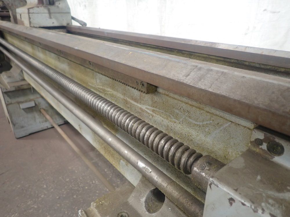 Tarnow 23"/32" X 120" Tuj 50m / 120 Gap-bed Lathe - Tuj 50m / 120