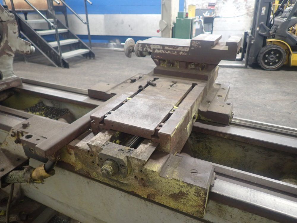 Tarnow 23"/32" X 120" Tuj 50m / 120 Gap-bed Lathe - Tuj 50m / 120