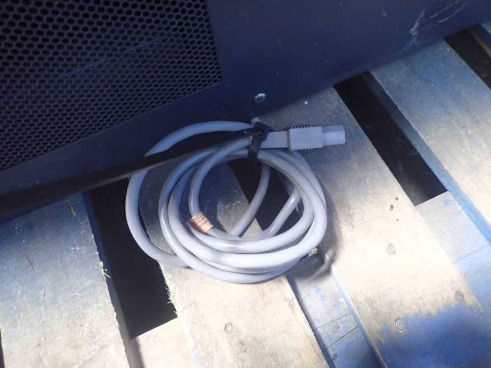 Innova Refrigerated Incumbator Shaker