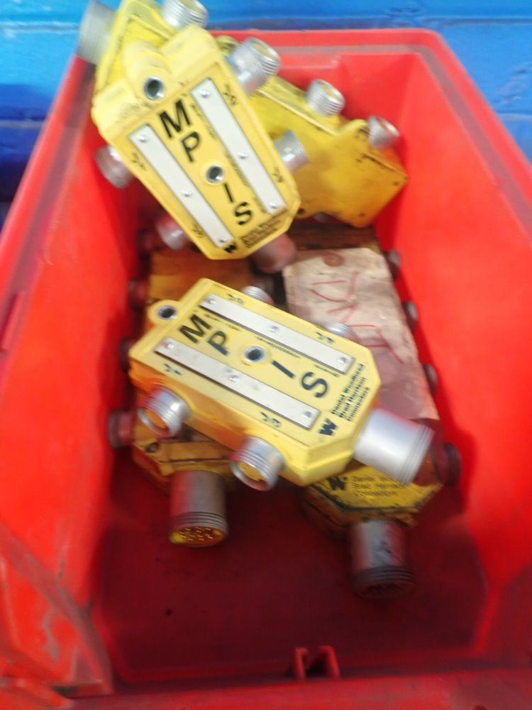 Brad Harrison/allen Bradley Contact Blocks