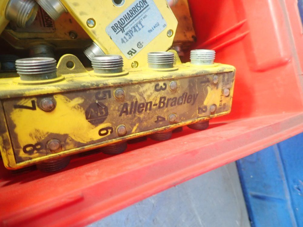 Brad Harrison/allen Bradley Contact Blocks
