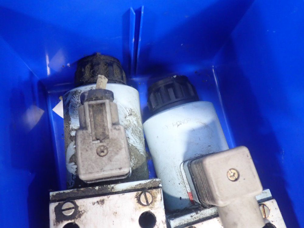 Krauss Maffei Valves