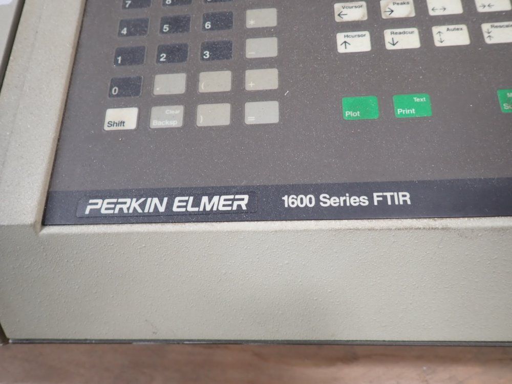 Perkin Elmer Ftir Spectropohotometer - 1600