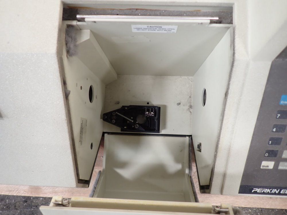 Perkin Elmer Ftir Spectropohotometer - 1600