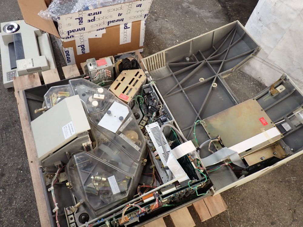 Perkin Elmer Ftir Spectropohotometer - 1600