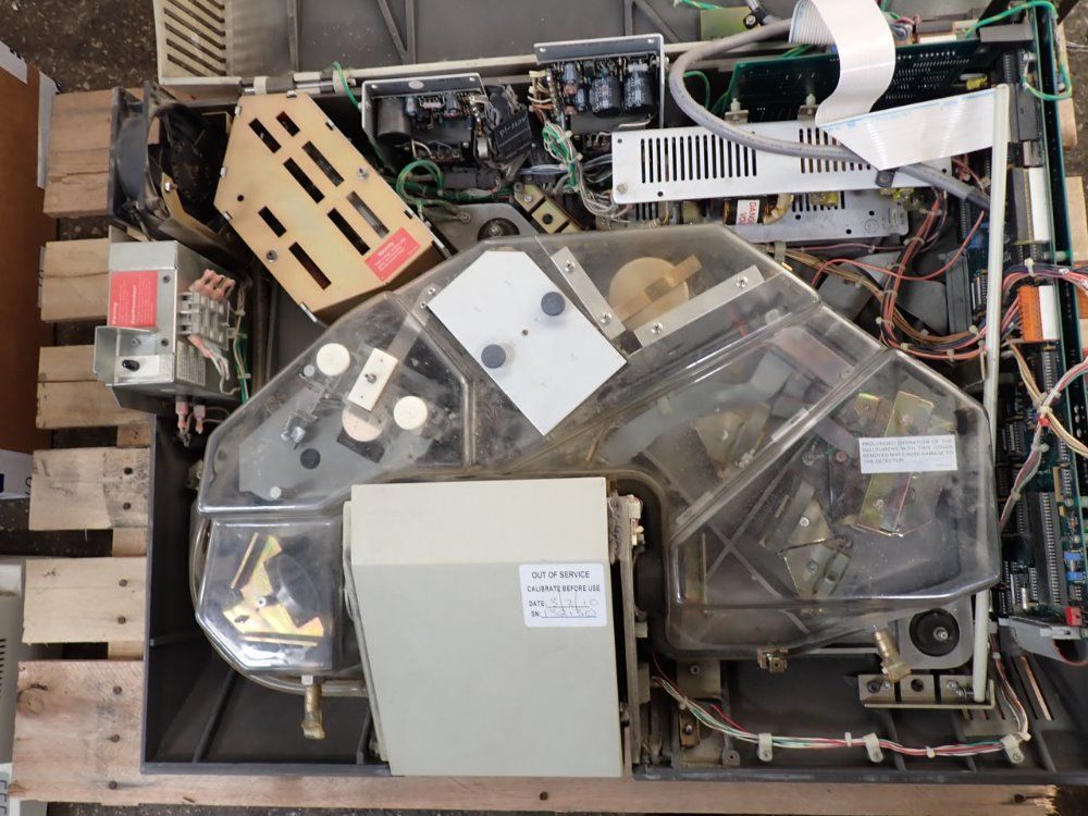 Perkin Elmer Ftir Spectropohotometer - 1600