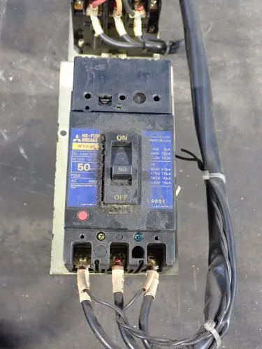 Mitsubishi Electric Circuit Breaker / Contactor Assembly