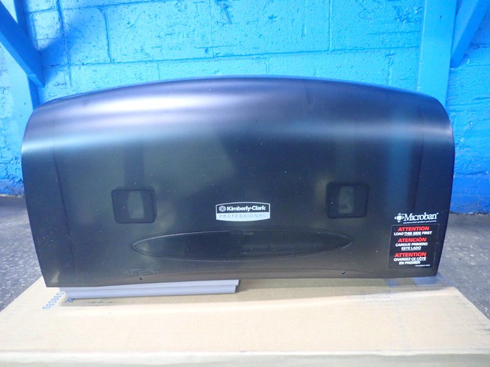 Kimberly-clark Tissue/paper Towel Dispenser