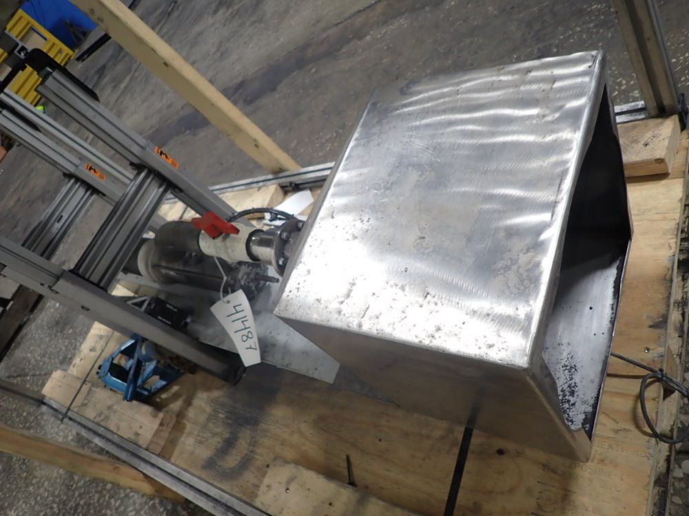 Vac-u-max Vacuum Loader