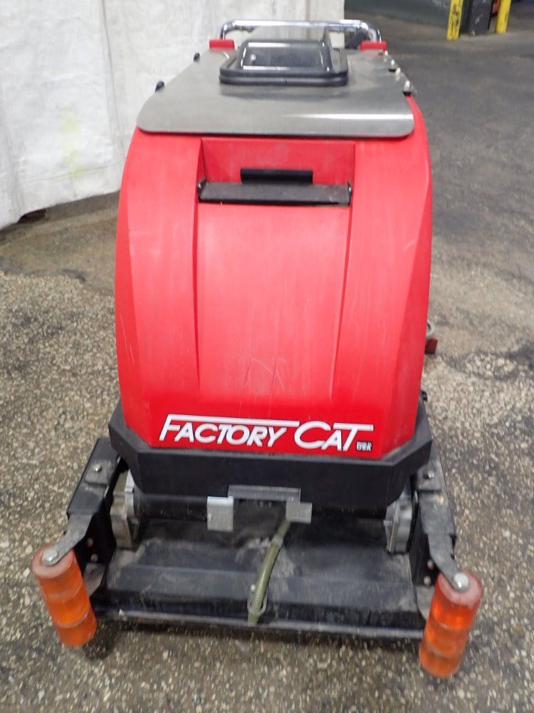 Factory Cat 32" Magnum 27-c Floor Scrubber - Magnum 27-c
