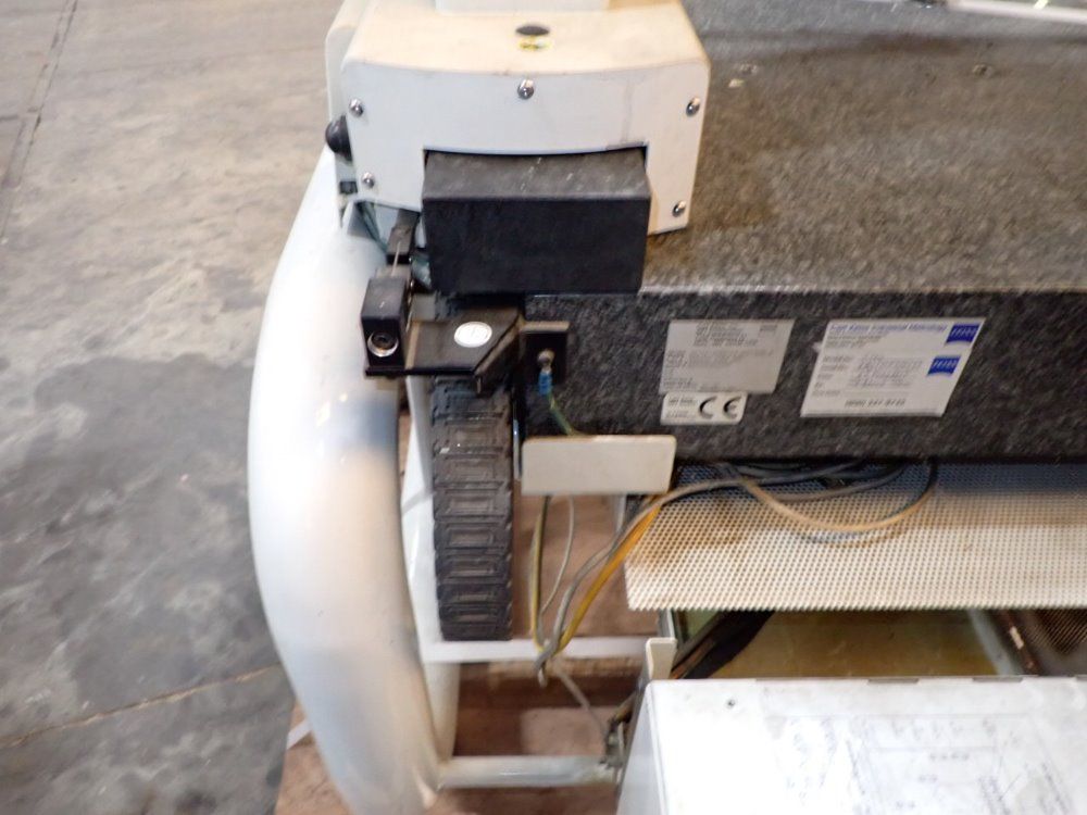 Zeiss 24''x34'' Coordinate Measuring Machine - Vista 1620-14