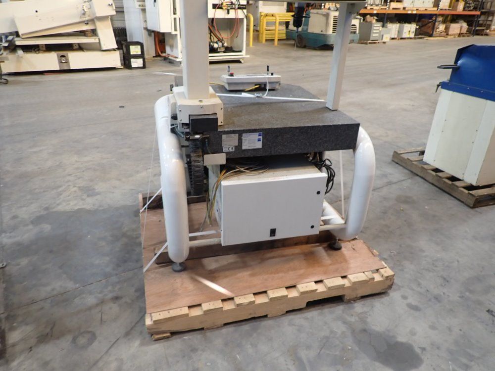 Zeiss 24''x34'' Coordinate Measuring Machine - Vista 1620-14