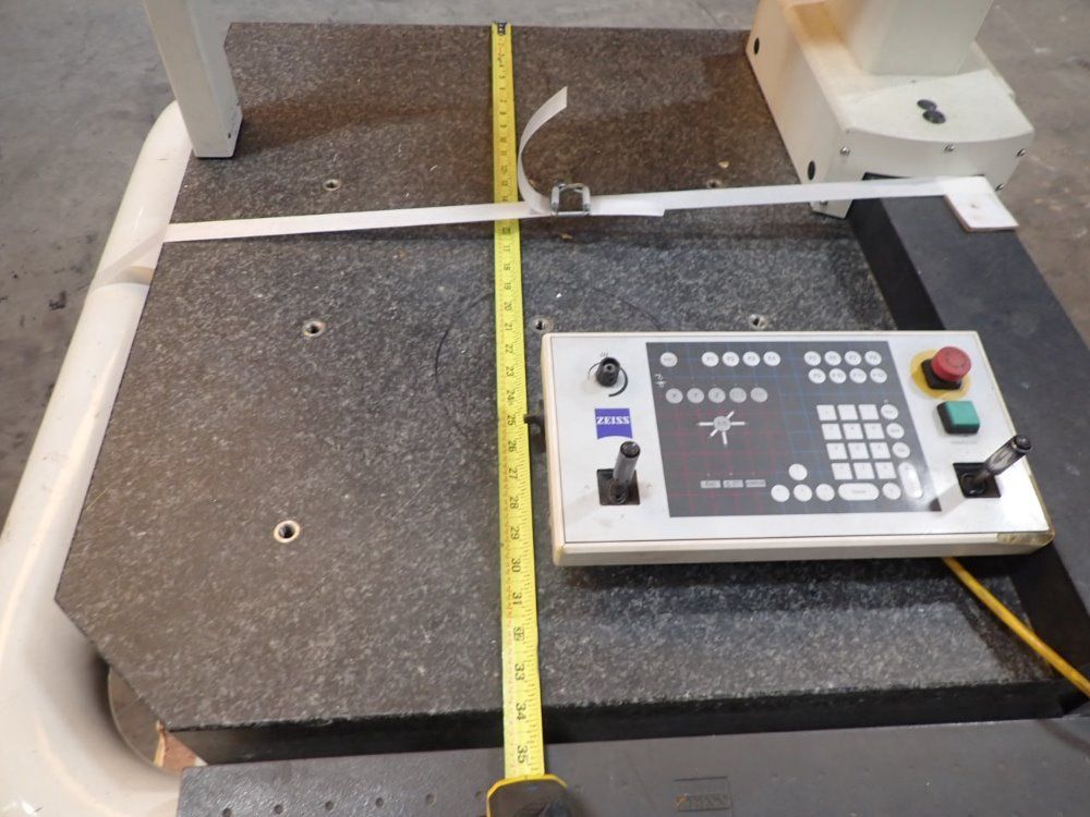 Zeiss 24''x34'' Coordinate Measuring Machine - Vista 1620-14