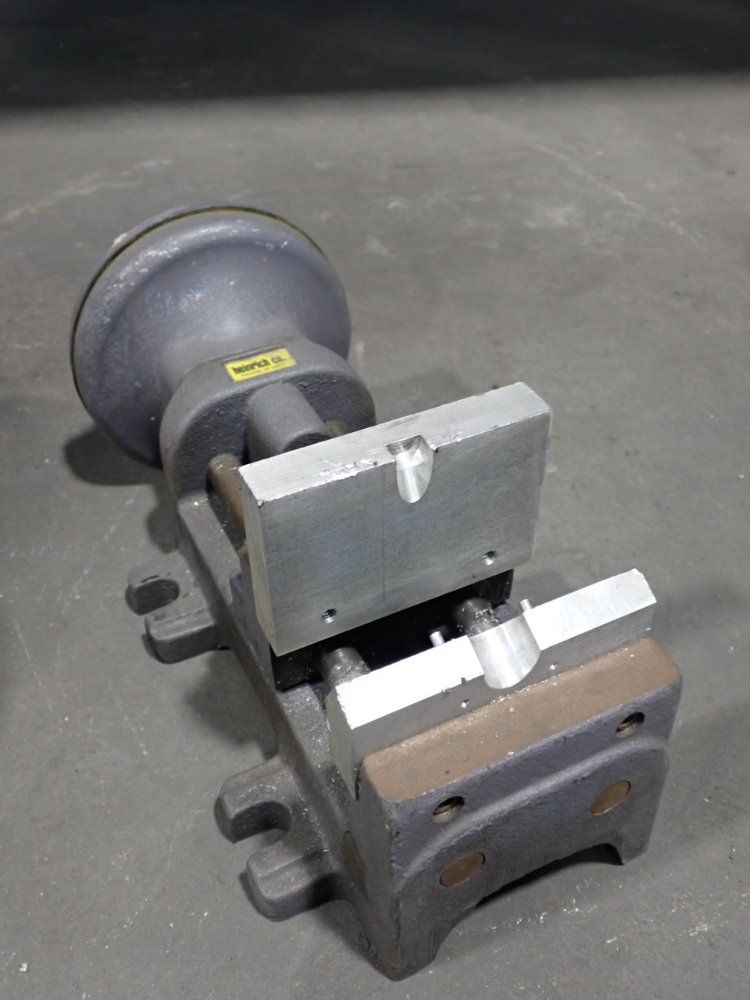 Heinrich 4" Pneumatic Vise