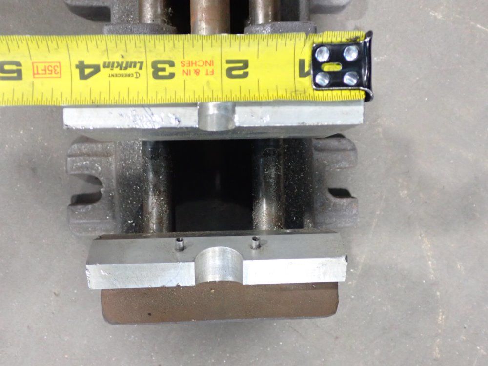 Heinrich 4" Pneumatic Vise