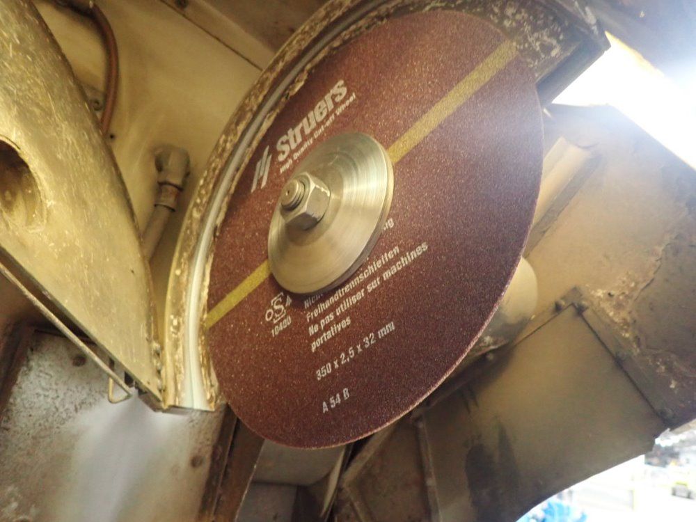 Struers 14" Cut Off Saw