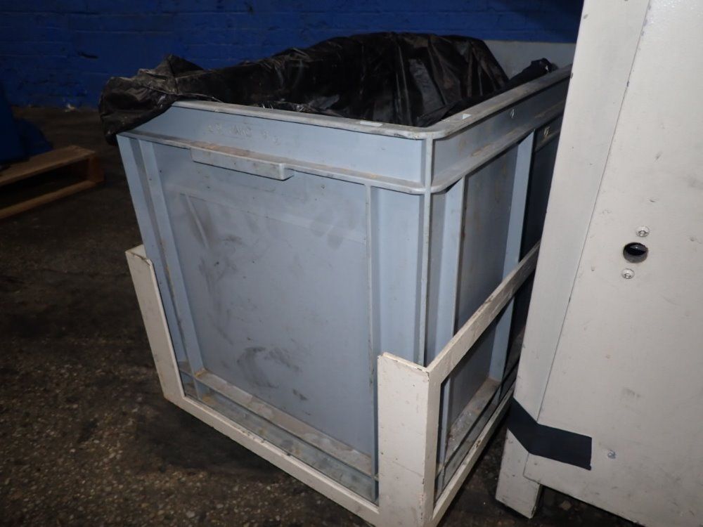 Struers 14" Cut Off Saw