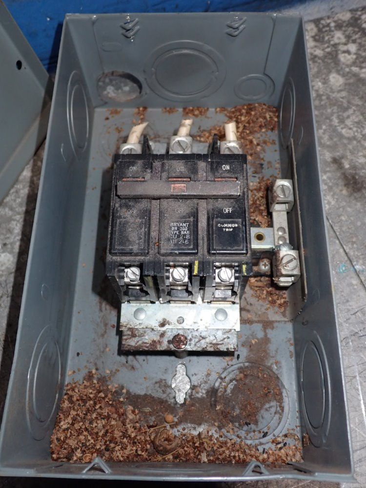 Bryant Circuit Breaker