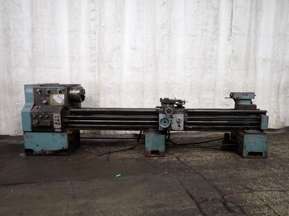 Tarnow 24"/30" X 118" Tuj-50m Gap Bed Lathe - Tuj-50m