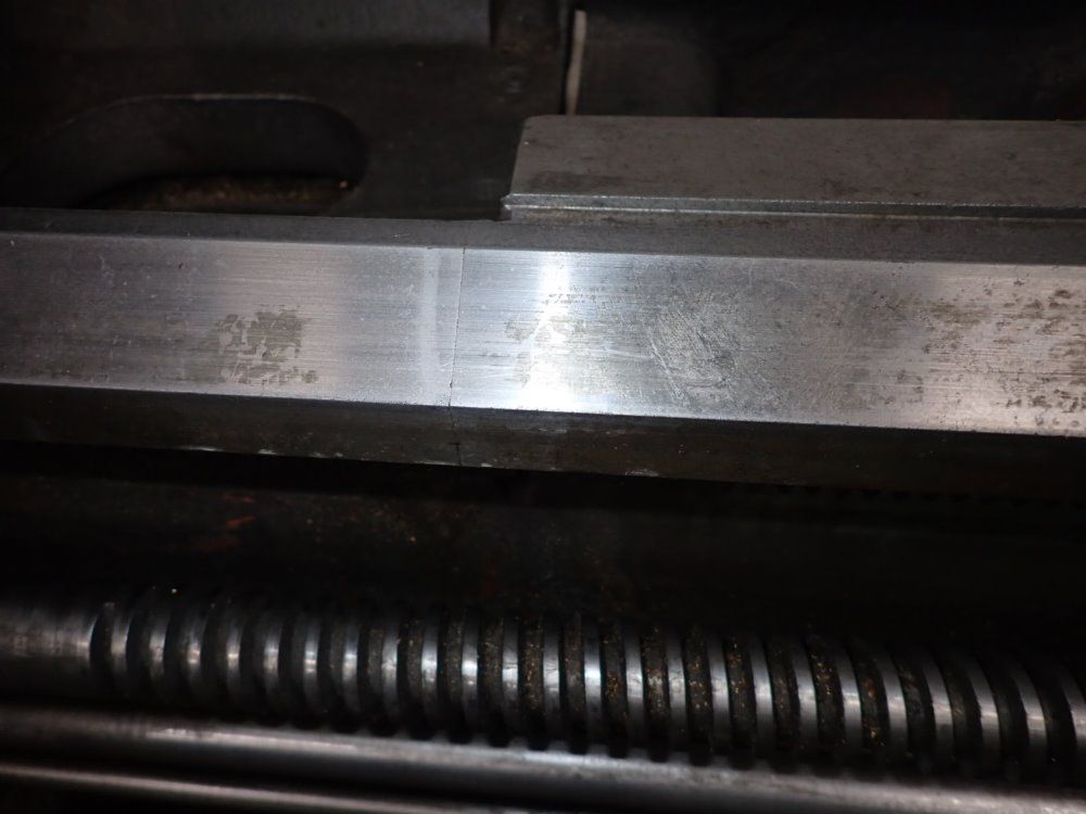 Tarnow 24"/30" X 118" Tuj-50m Gap Bed Lathe - Tuj-50m