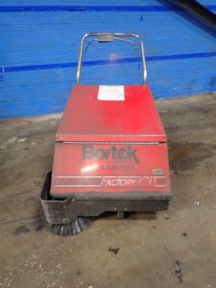 Bartek/factory Cat Floor Scrubber