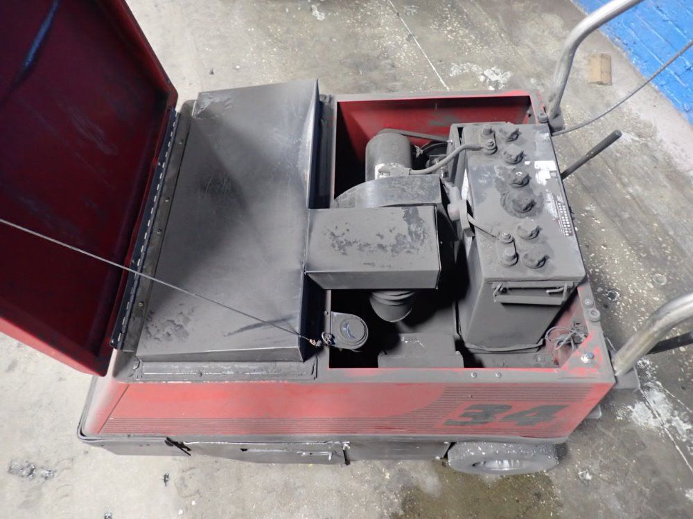 Bartek/factory Cat Floor Scrubber