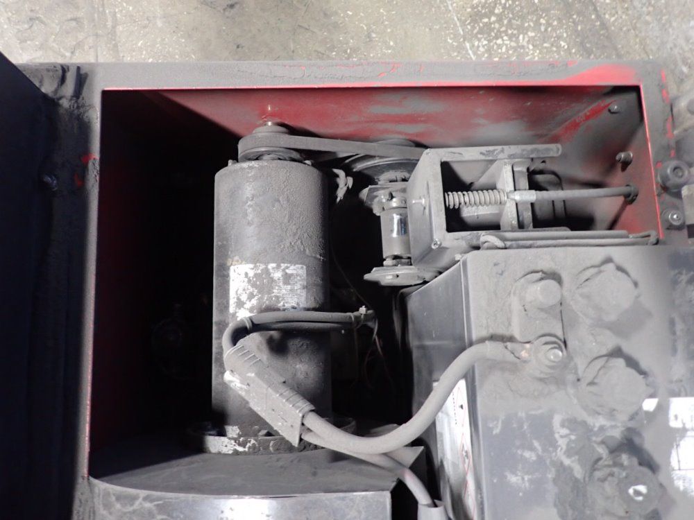 Bartek/factory Cat Floor Scrubber