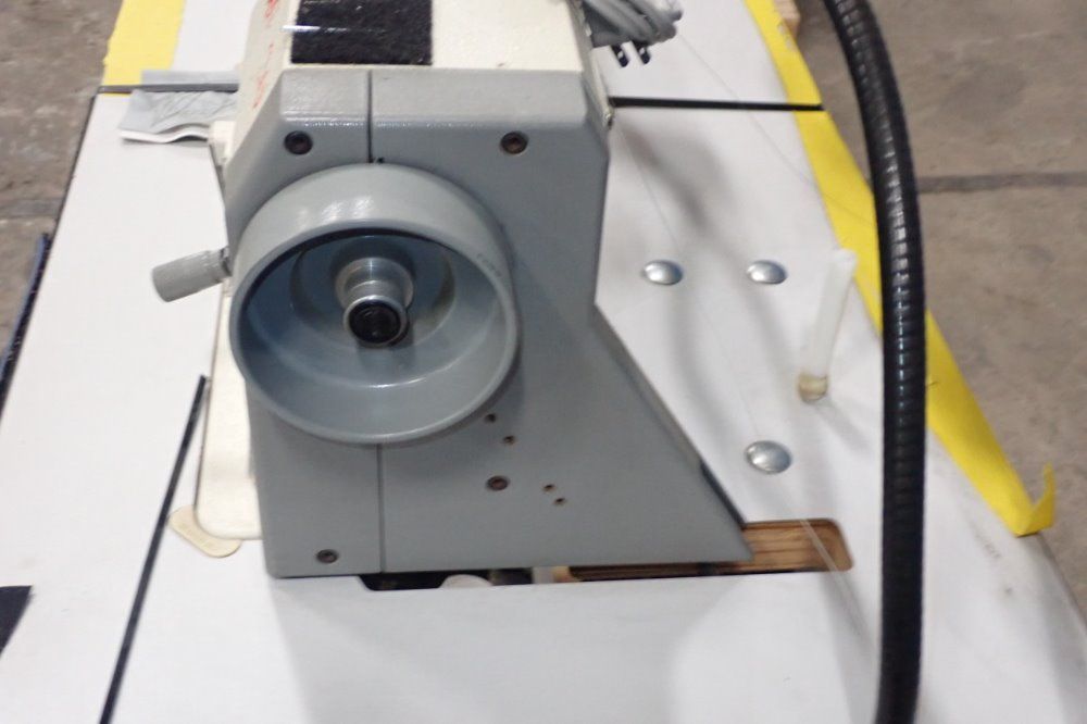 Pfaff 110v Upholstery Sewing Machine - 1245-6/01clpmn8