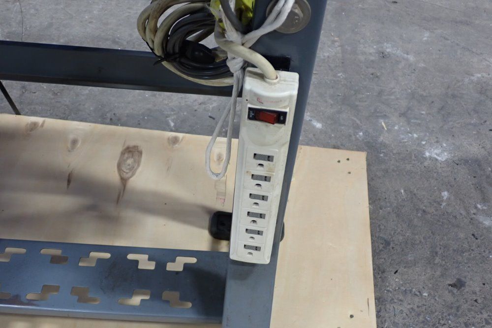 Pfaff 110v Upholstery Sewing Machine - 1245-6/01clpmn8