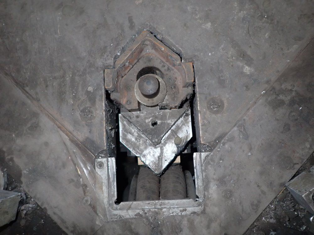 Elumatec Crimper/staker