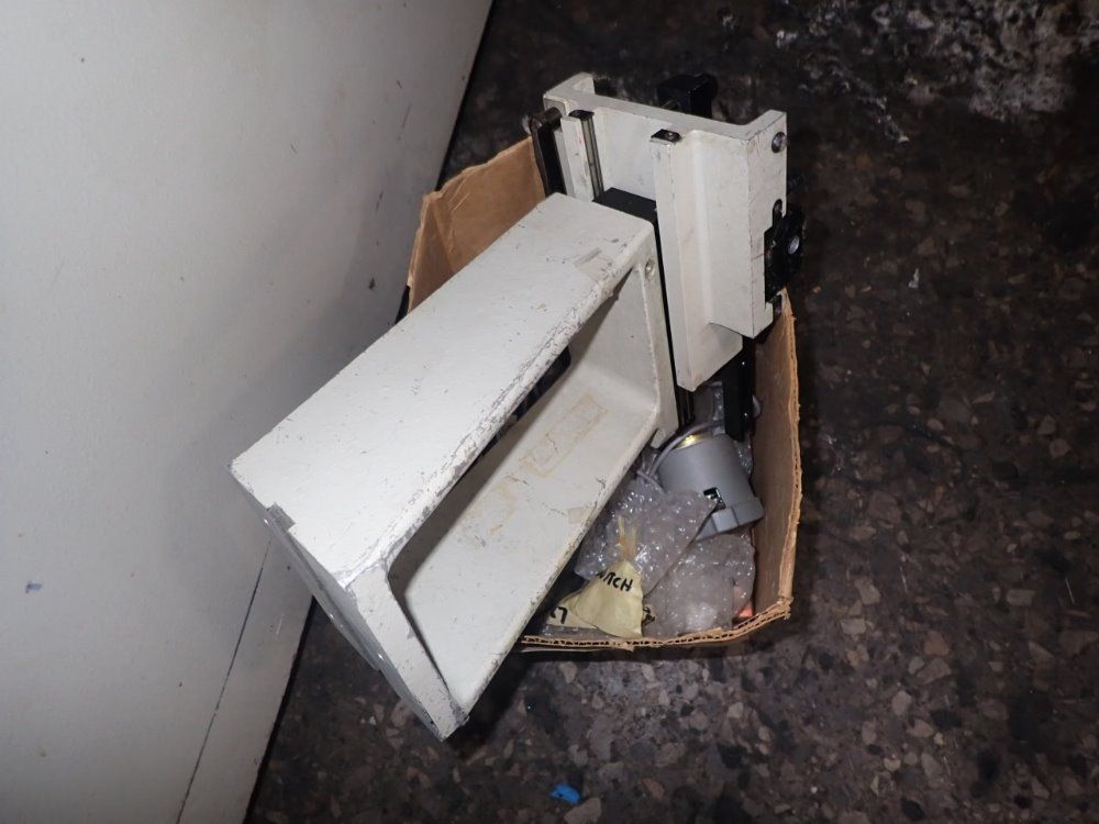 Opc/optical Gaging Products Optical Comparitor