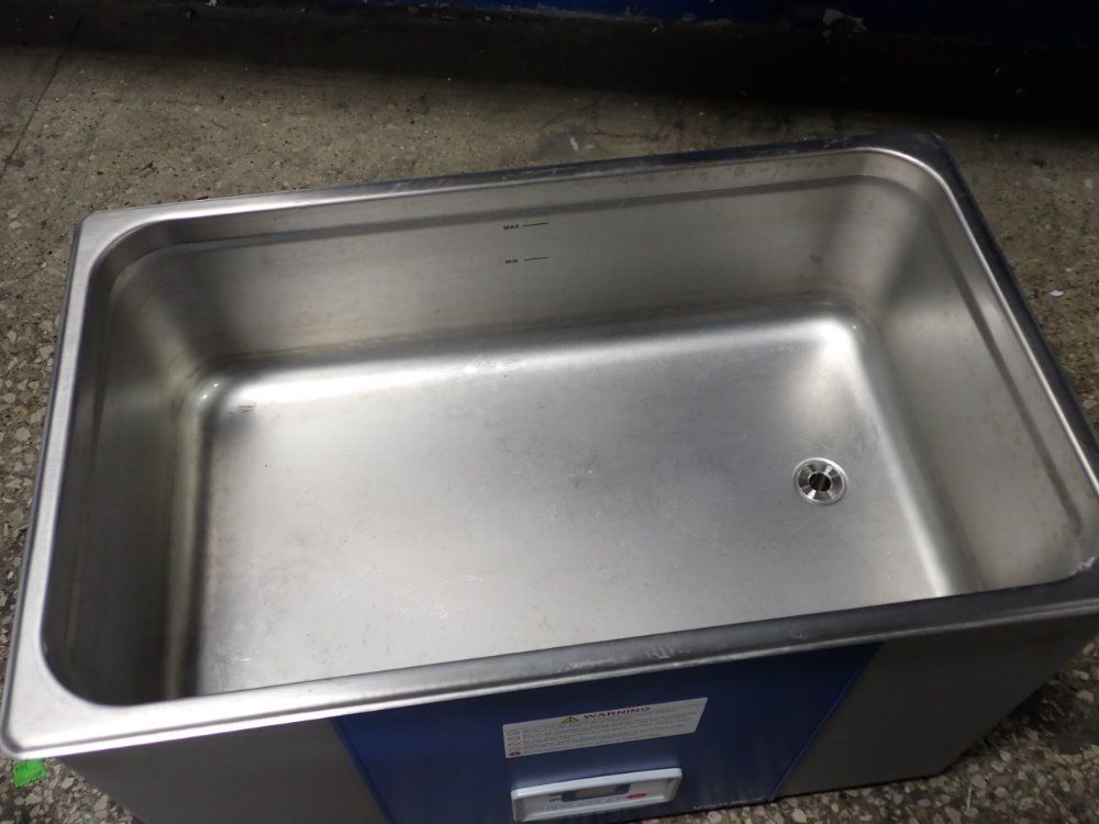 Vwr Ultrasonic Cleaner - 97043-980