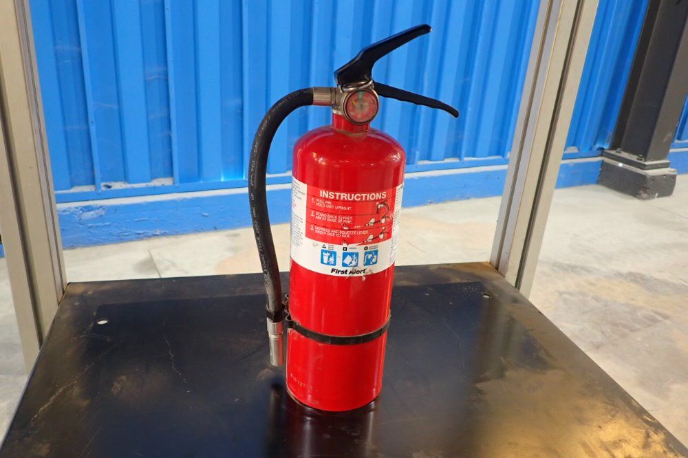First Alert 195psi Fire Extinguisher - Fe2a10gr