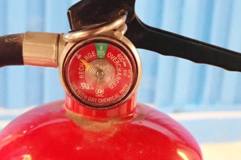 First Alert 195psi Fire Extinguisher - Fe2a10gr