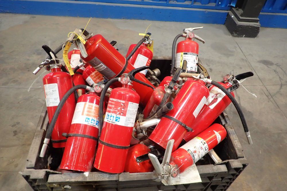 First Alert 195psi Fire Extinguisher - Fe2a10gr