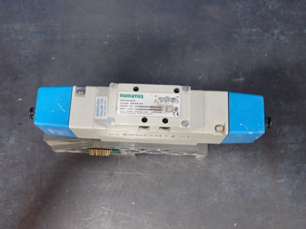 Numatics 4w Pneumatic Solenoid Valve - L13bb5z2mp00061