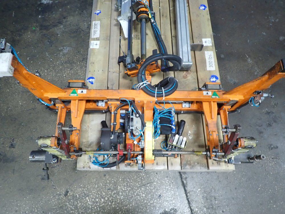 Eckhart And Associates Manipulator