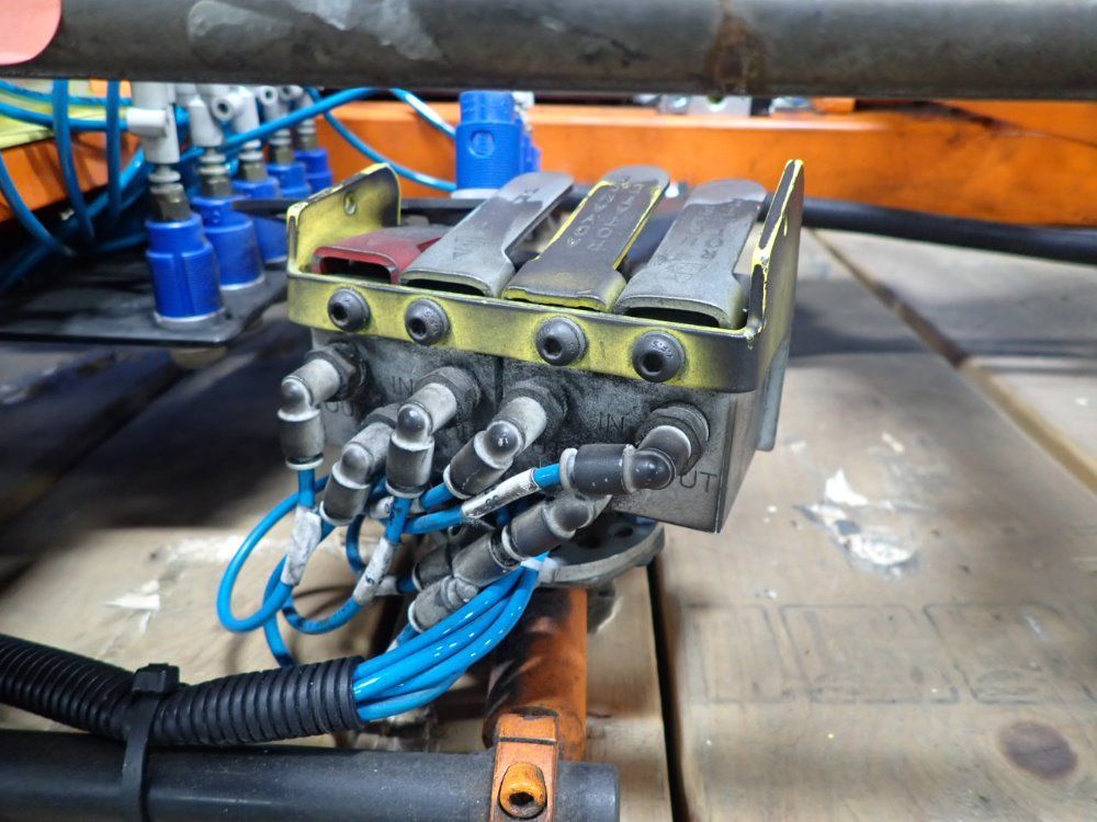 Eckhart And Associates Manipulator