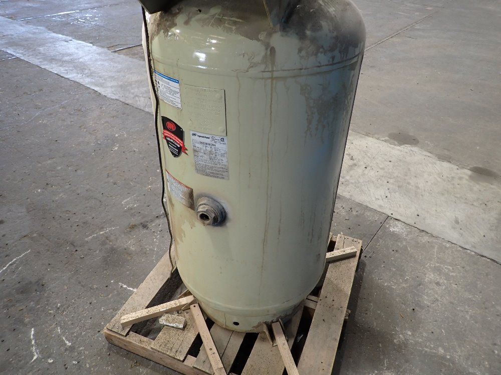 Ingersroll Rand 5hp Air Compressor - 2340n5