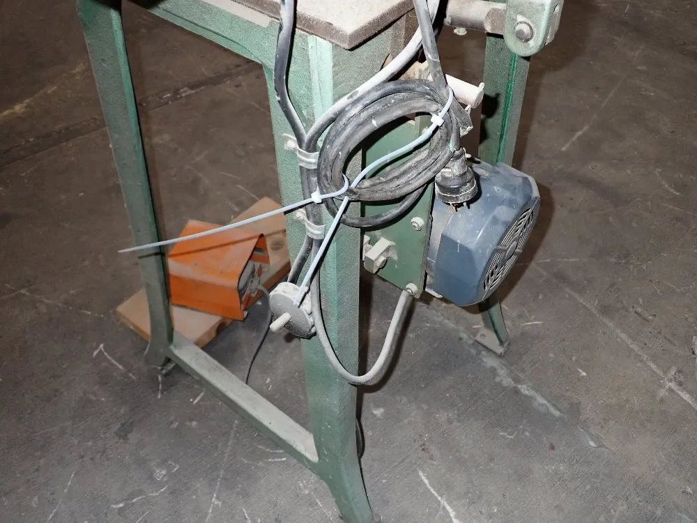 Handy Button Upholstery Buttoner