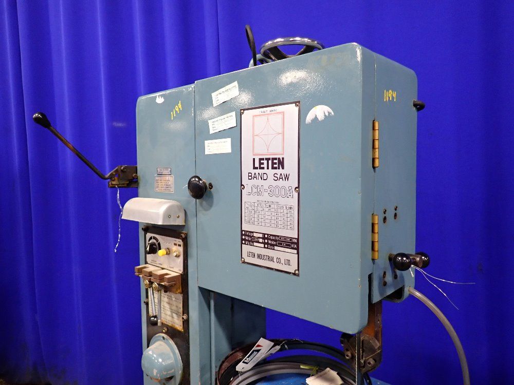 Leten 12 1/4" Vertical Band Saw - Lcm-3000a
