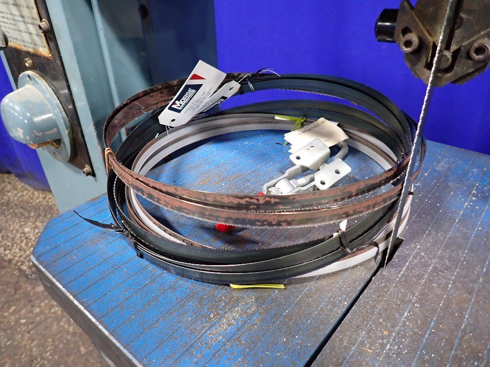 Leten 12 1/4" Vertical Band Saw - Lcm-3000a