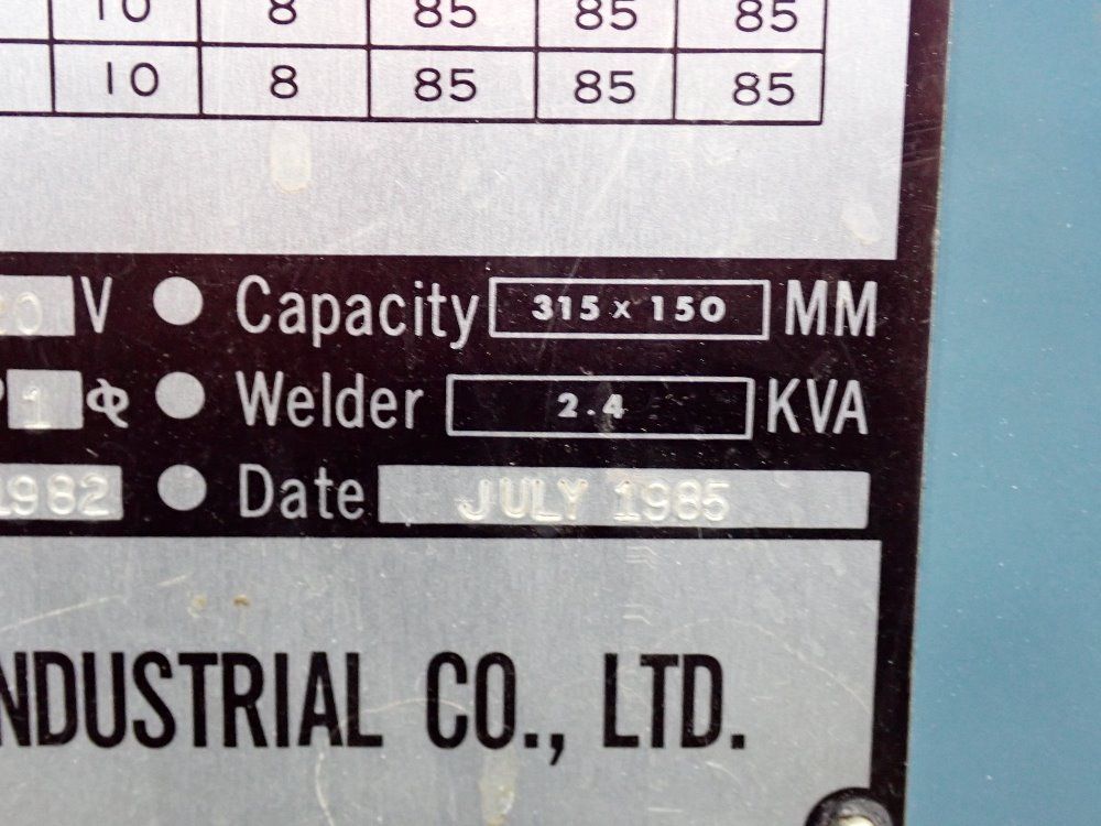 Leten 12 1/4" Vertical Band Saw - Lcm-3000a