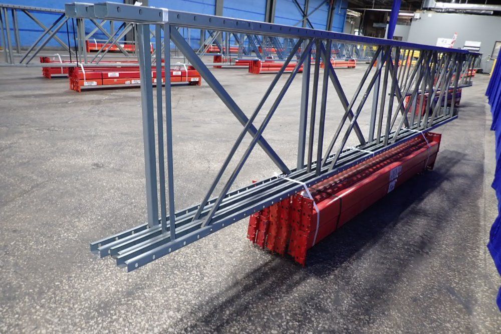  Pallet Racking Lot