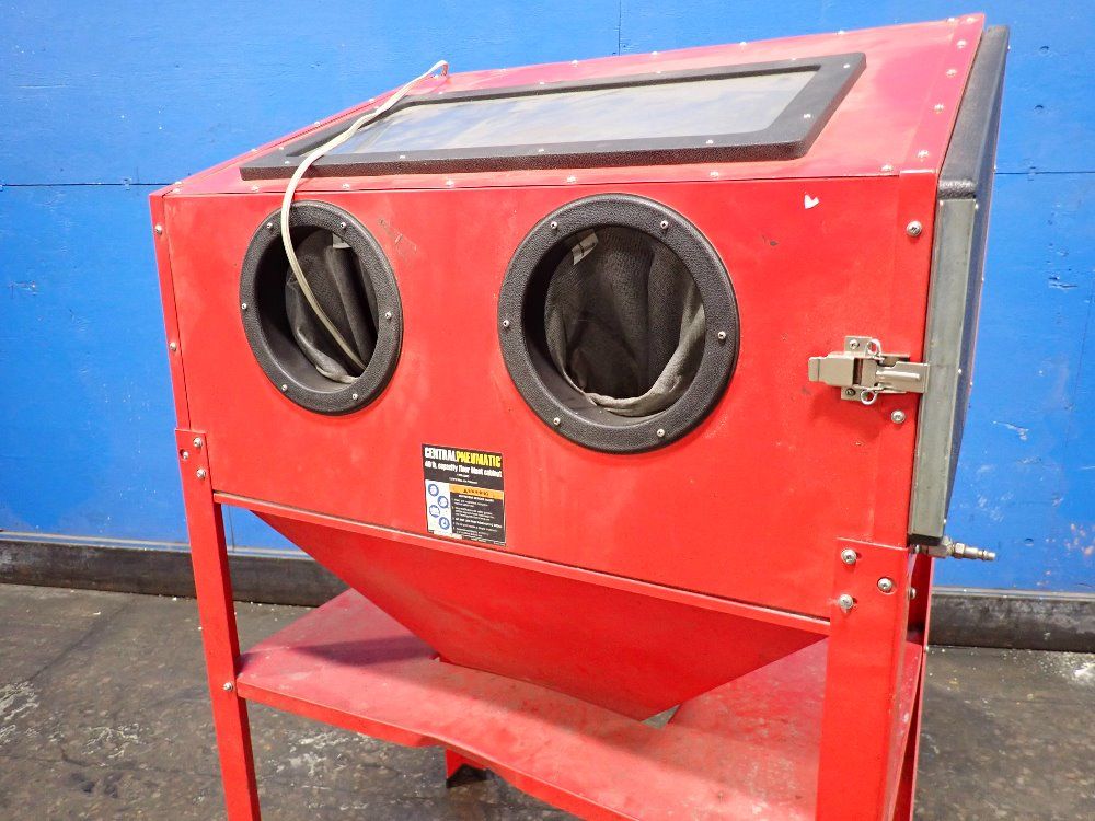 Central Pneumatic 34" X 2" X 20" Id Blast Cabinet