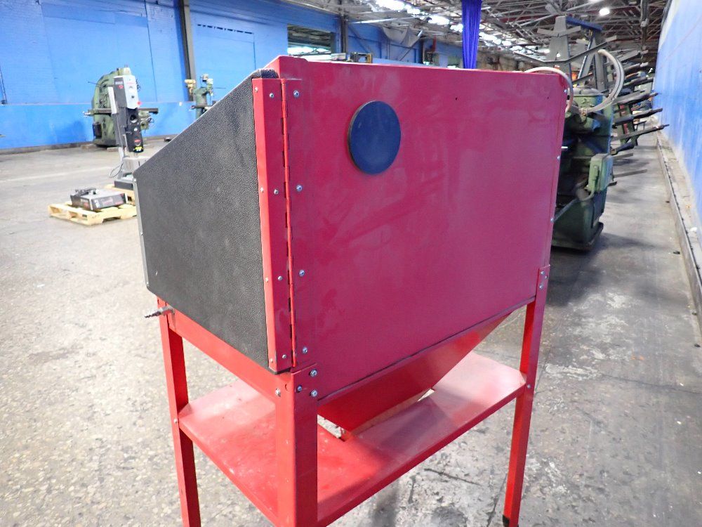 Central Pneumatic 34" X 2" X 20" Id Blast Cabinet