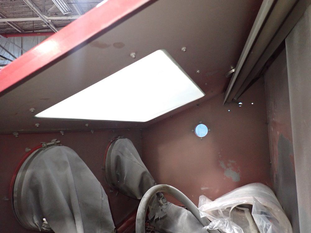 Central Pneumatic 34" X 2" X 20" Id Blast Cabinet